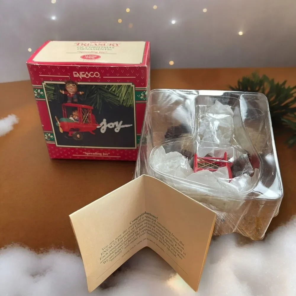NIB Vtg.“Spreading Joy” 1993 Mouse Plane Enesco Christmas Ornament Pilot Kitschy